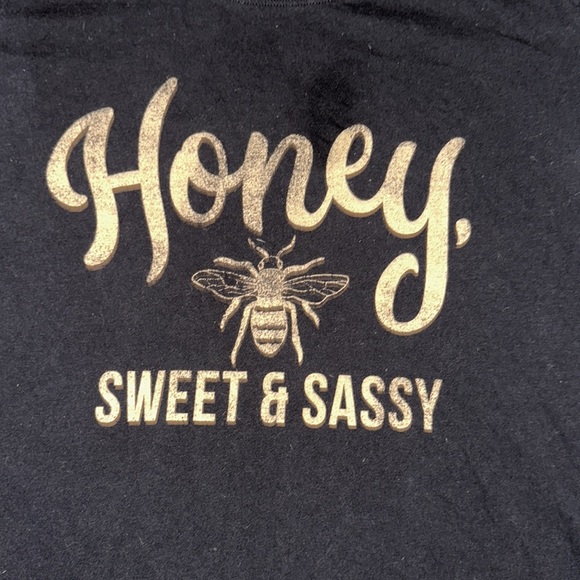 Torrid “Honey, sweet & sassy” graphic tee - Picture 5 of 9
